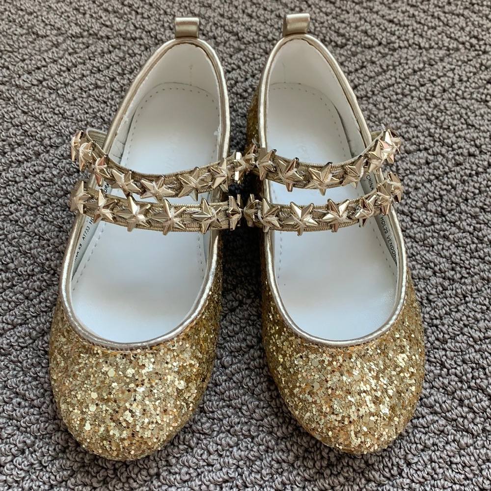 Sparkly gold crew cuts dress shoes